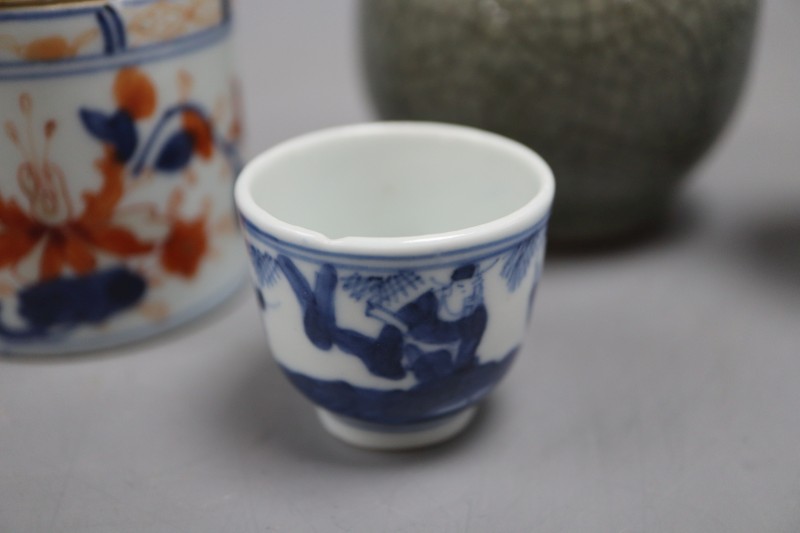 Six various pieces of Chinese ceramics including a crackleglaze bottle vase, height 16cm